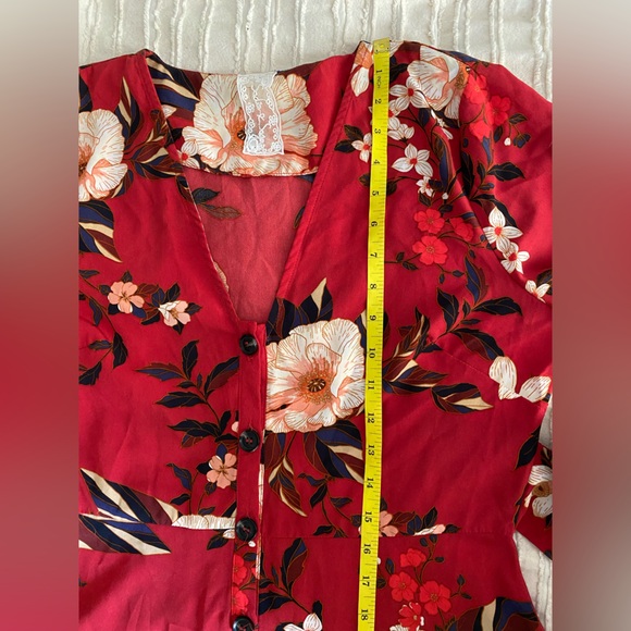 Sadie & Sage Floral Dress - Picture 12 of 15